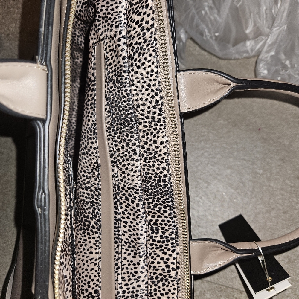 Handbag